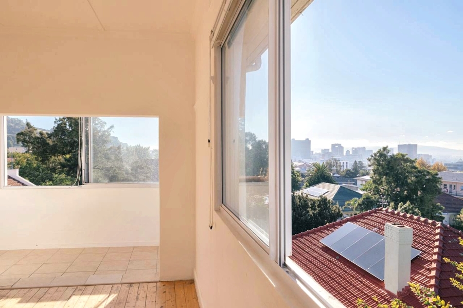 To Let 1 Bedroom Property for Rent in Oranjezicht Western Cape